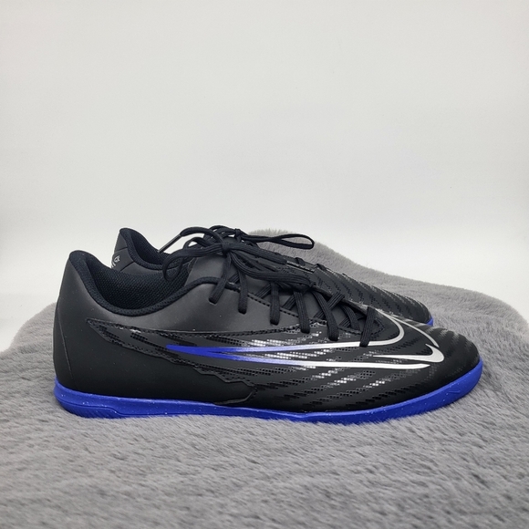 Nike Phantom GX Club Indoor/Court Soccer Shoes - Picture 4 of 6